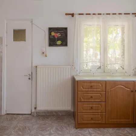 Holiday home Aleka's Traditional House Ambelofiton